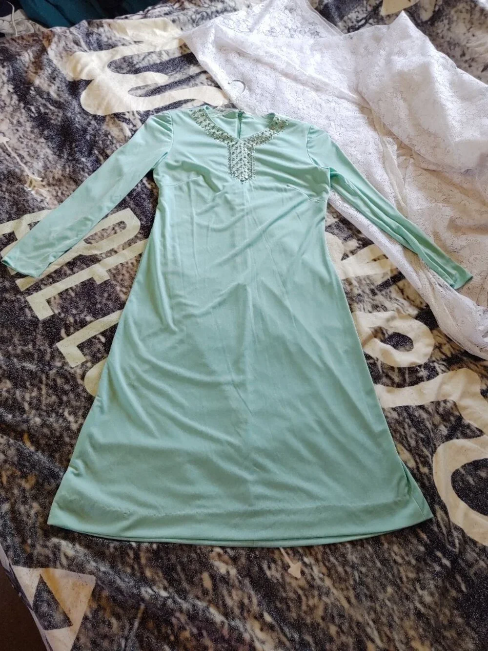 Vintage Mint Green Long Sleeve Midi Dress